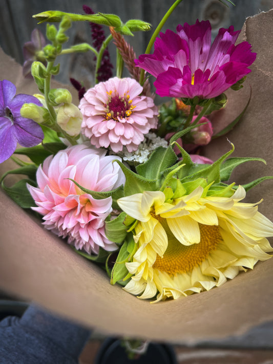 Bouquet pick up 8/11 or 8/15